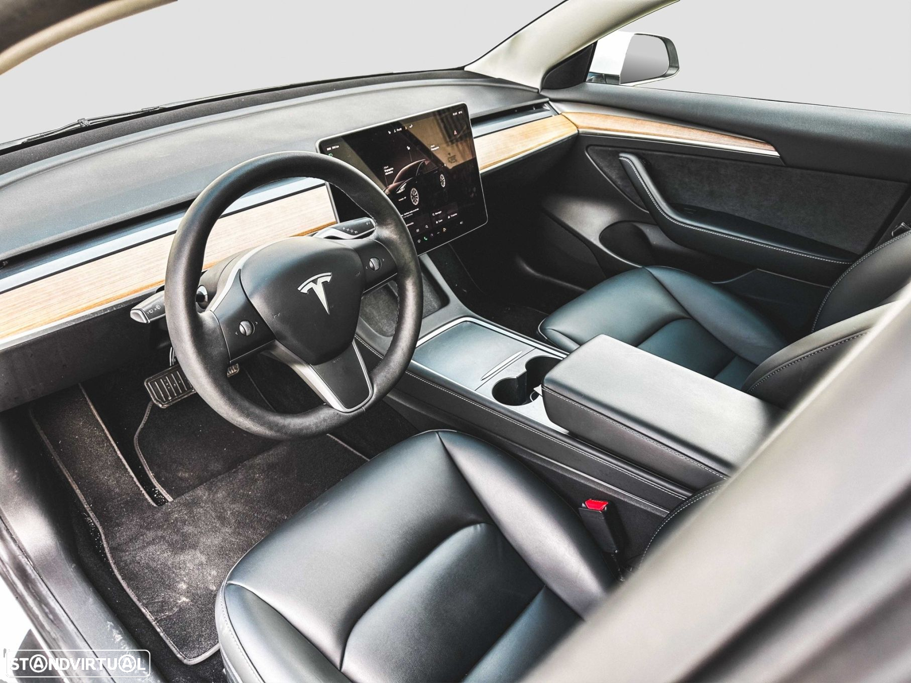Tesla Model 3 Standard Range Plus RWD - 11