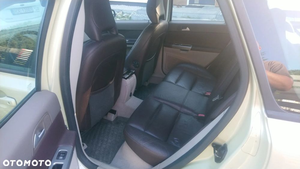 Volvo V50 - 6