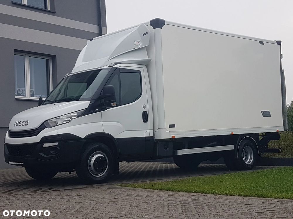 Iveco DAILY 70-180 WINDA 8EP KONTENER 4,39x2,20x2,20 IZOTERMA KLIMA 7TON BLIŹNIAKI - 39