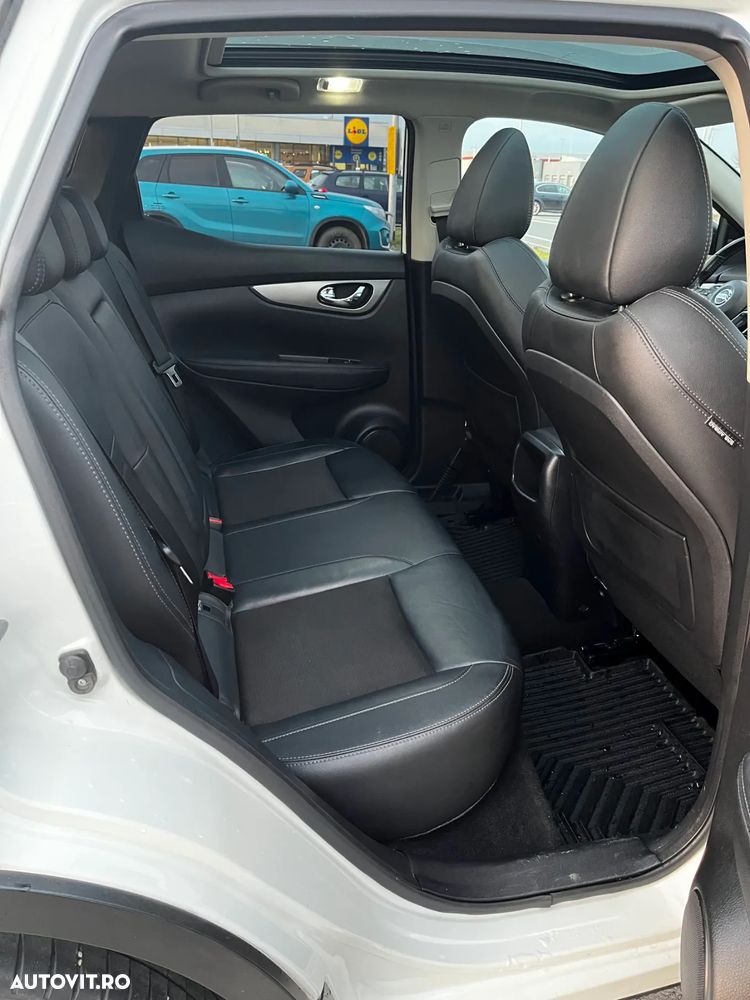 Nissan Qashqai 1.6 DCI Start/Stop Tekna - 9