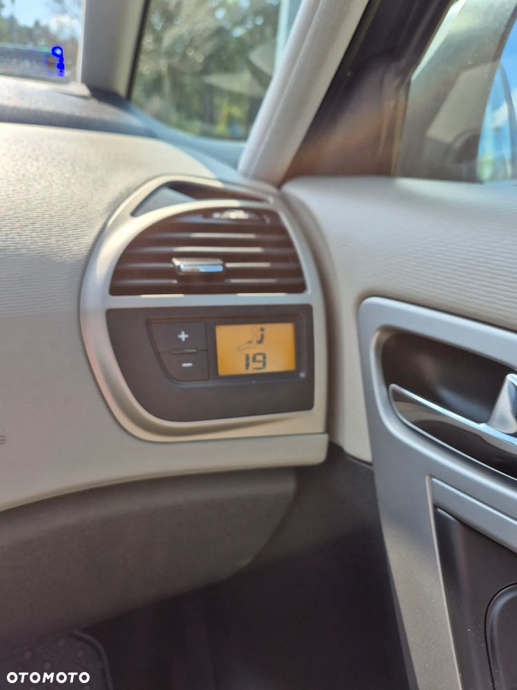 Citroën C4 Picasso 1.6 VTi SX - 10