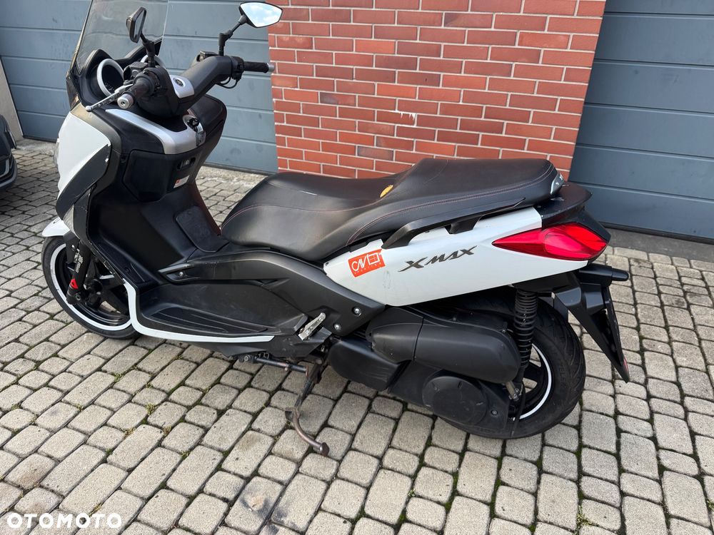 Yamaha X-max - 3