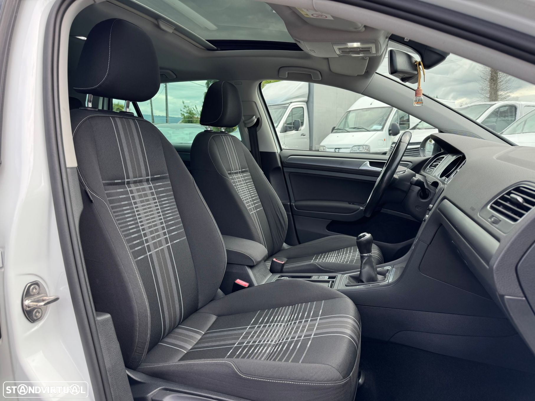 VW Golf 1.2 TSi BlueMotion Lounge - 29