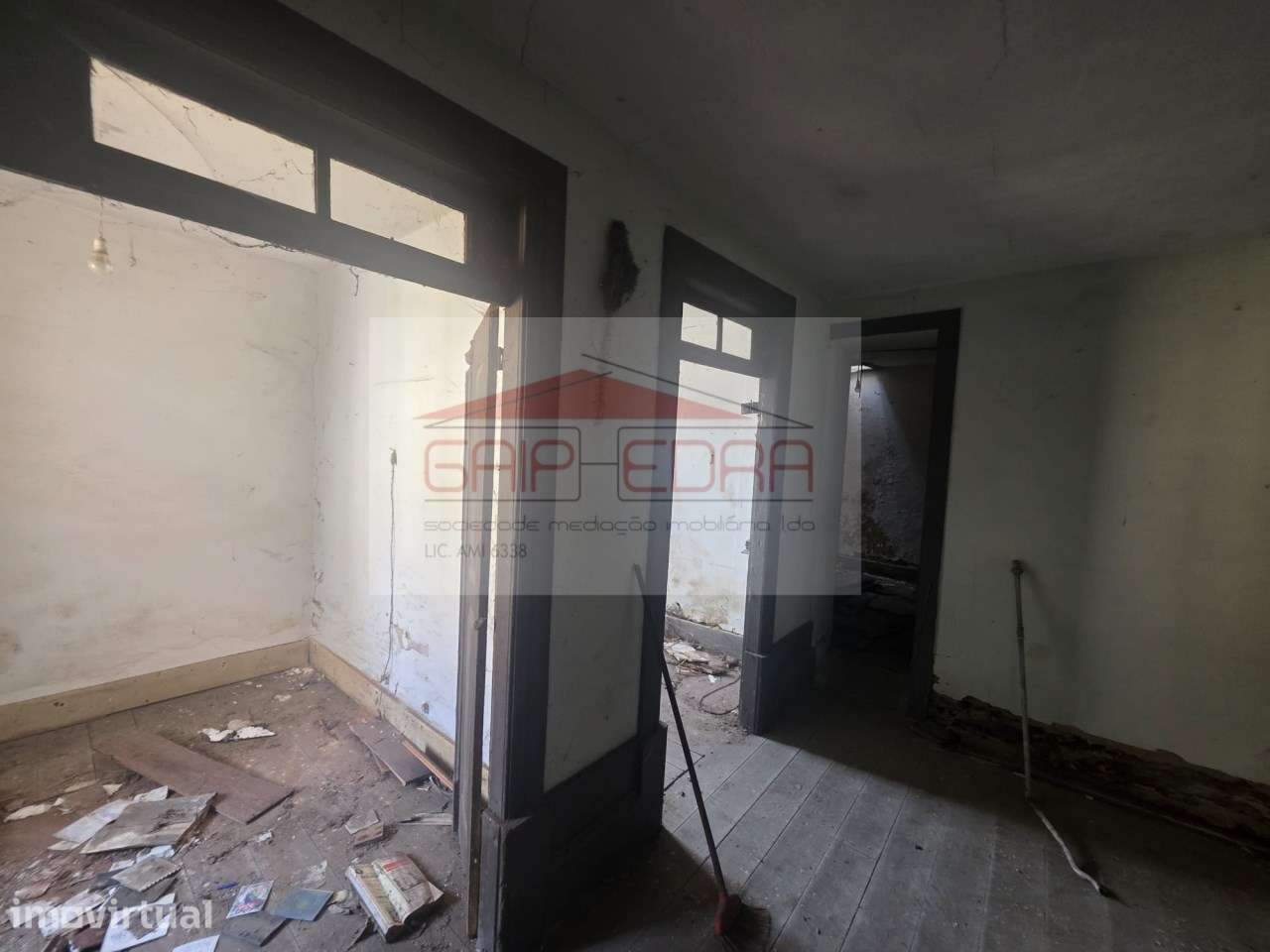 Moradia térrea com terreno 140 000 € em Esmoriz para restauro - Grande imagem: 4/16
