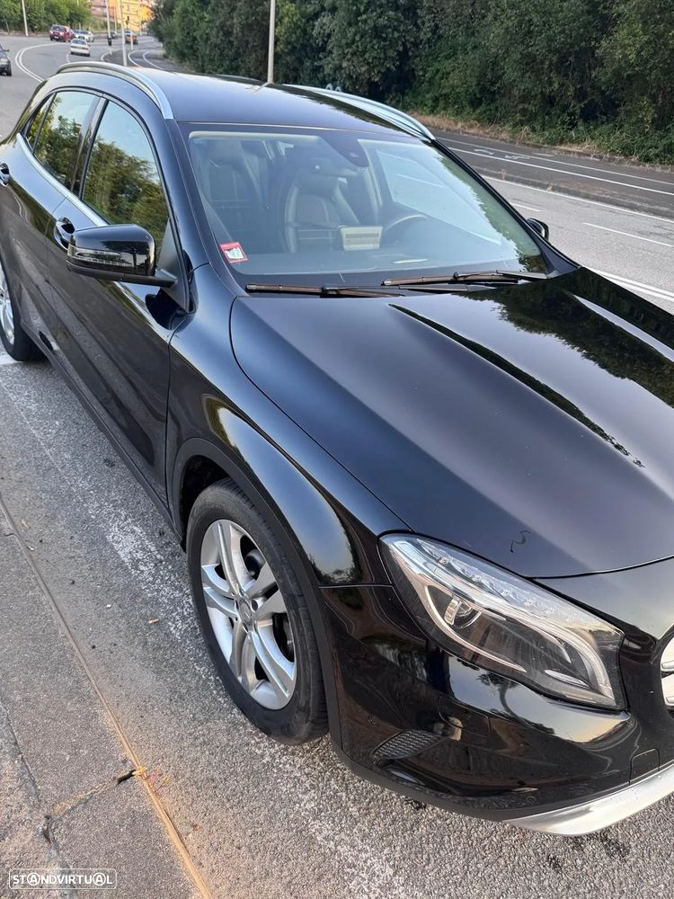 Mercedes-Benz GLA 200 d Aut. - 4