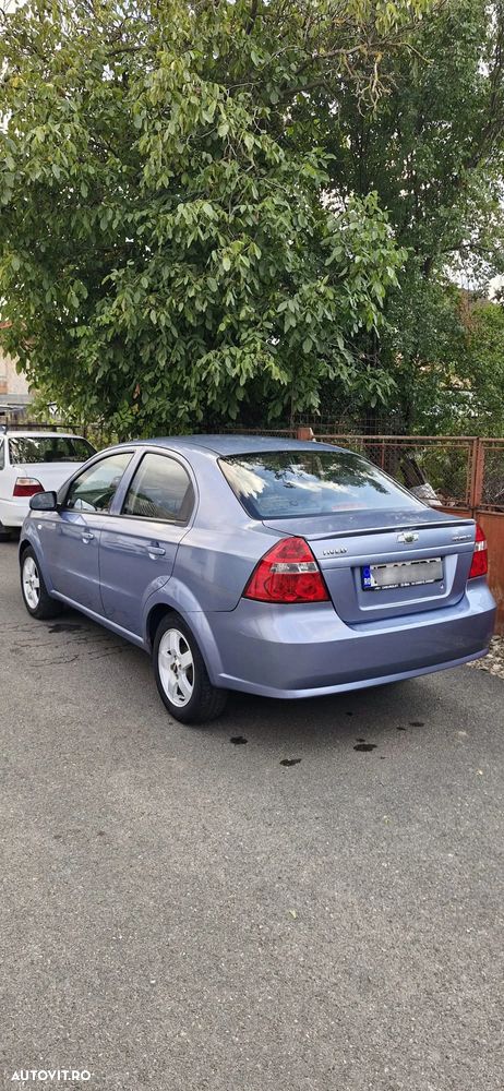 Chevrolet Aveo - 6