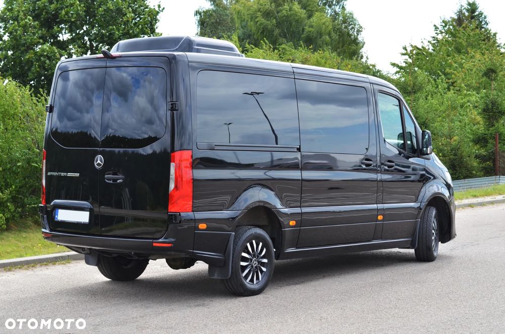 Mercedes-Benz Sprinter 907.235 - 2