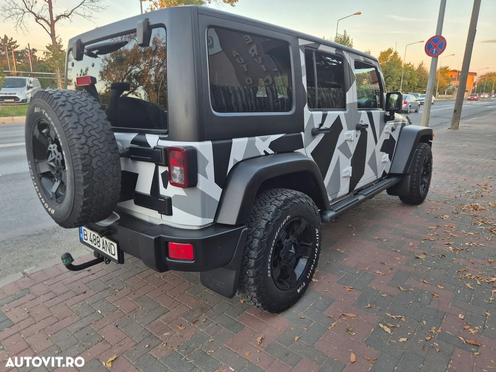 Jeep Wrangler 2011 photo 3
