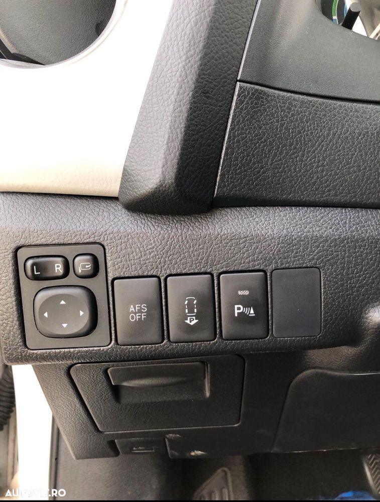 Toyota Auris - 8