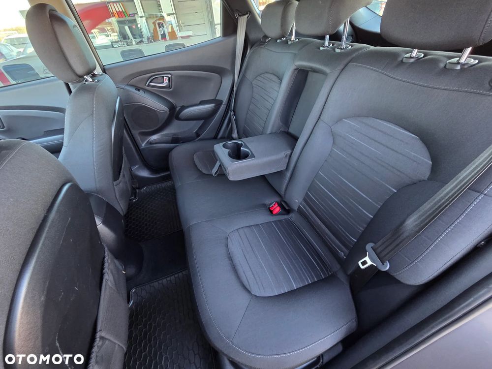 Hyundai ix35 1.6 2WD Classic - 17