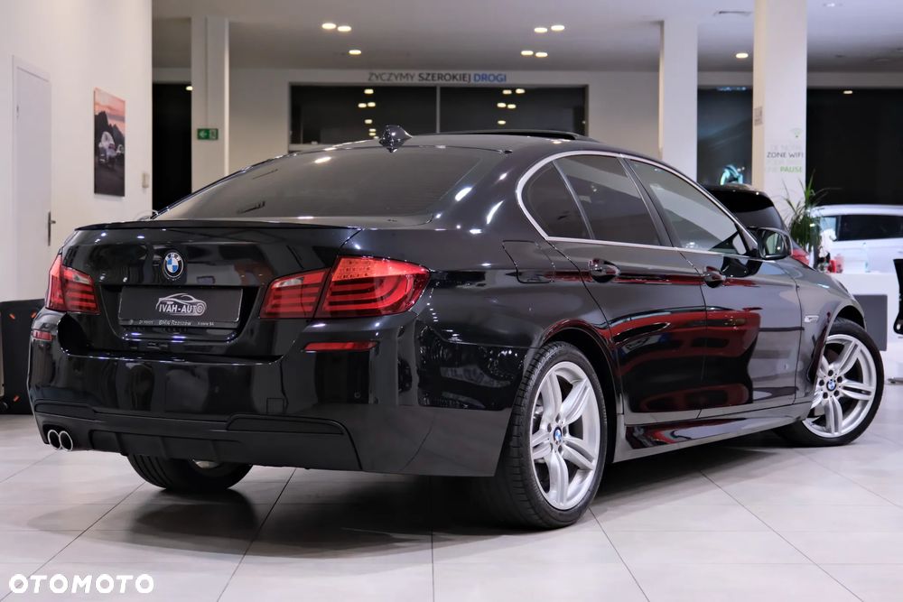 BMW Seria 5 530d Luxury Line - 8