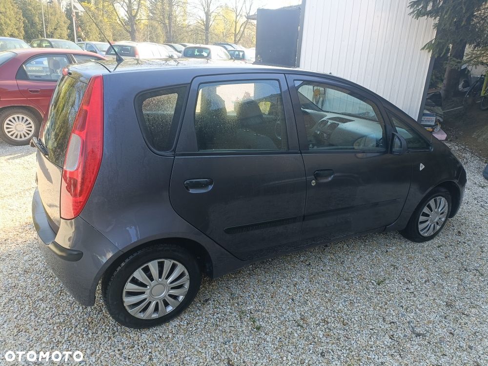 Mitsubishi Colt - 5