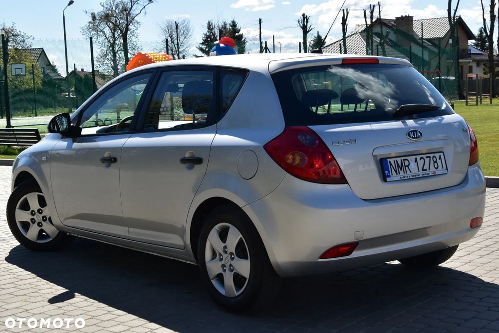Kia Ceed 1.4 CVVT EX - 35