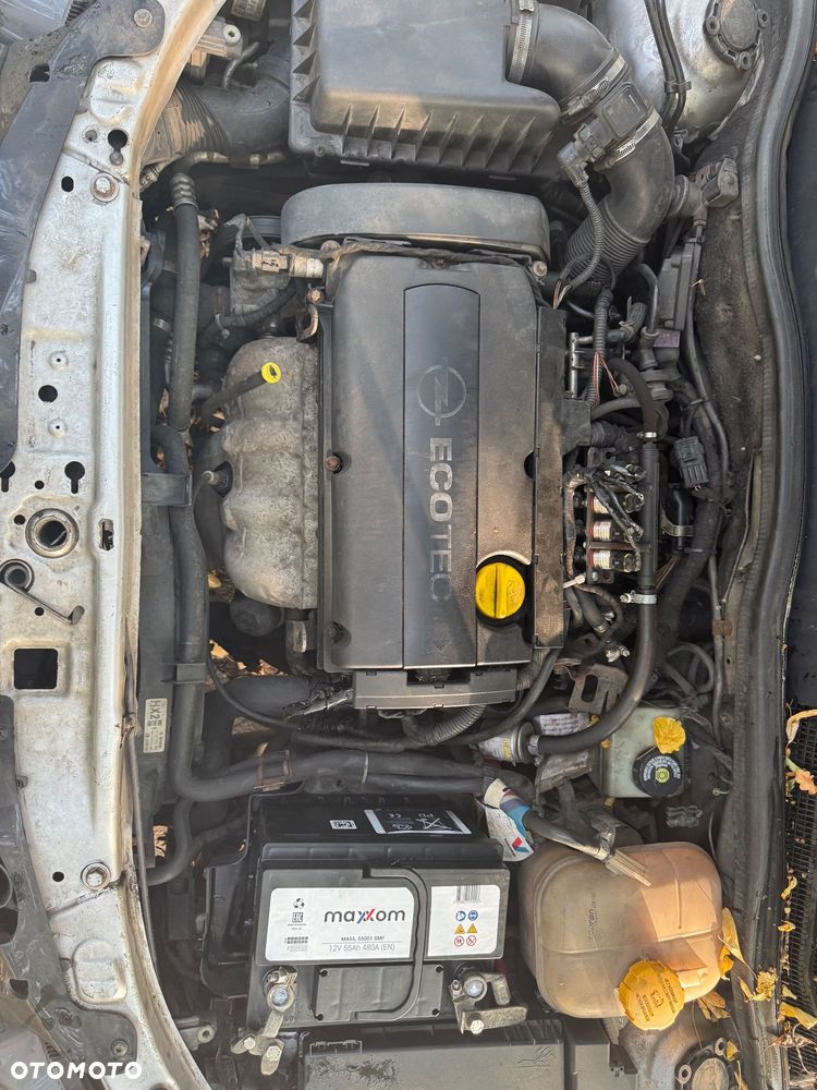 Opel Astra - 16