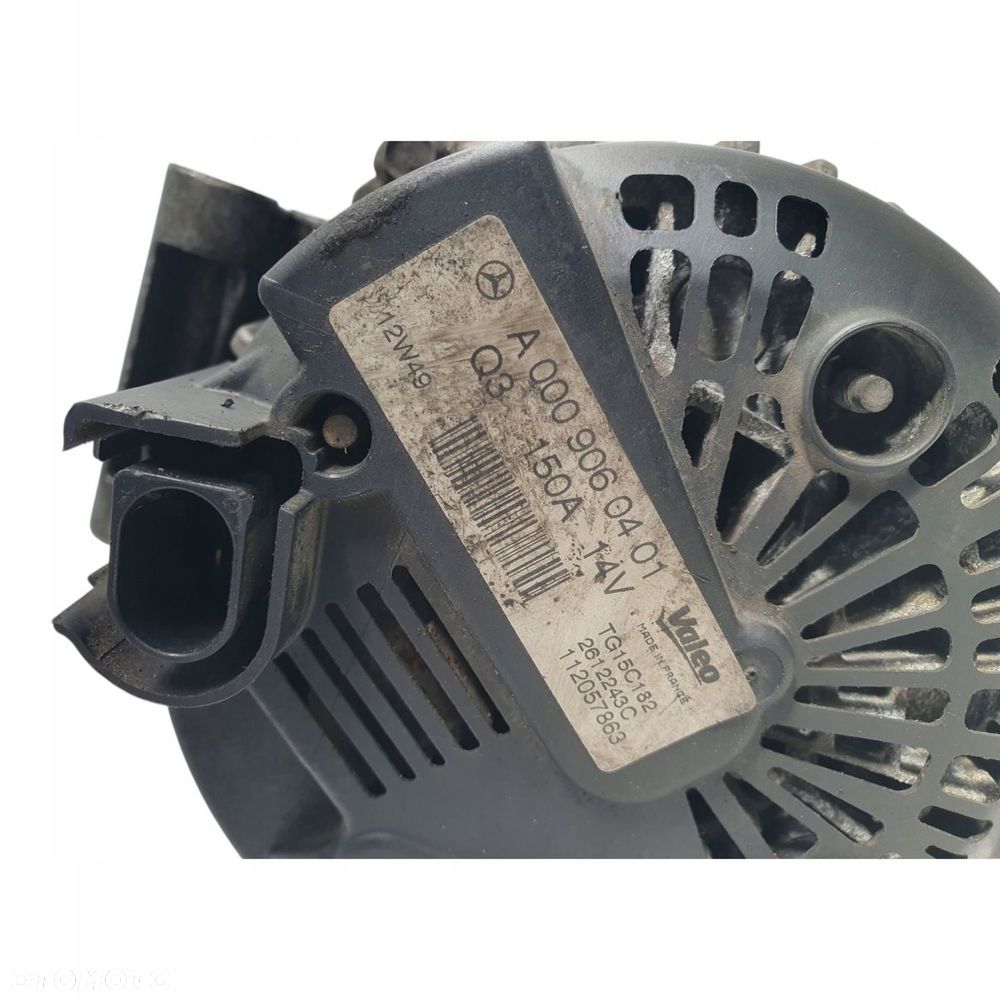 ALTERNATOR Mercedes W204 2.2 CDI valeo A0009060401 TG15C182 150A - 2