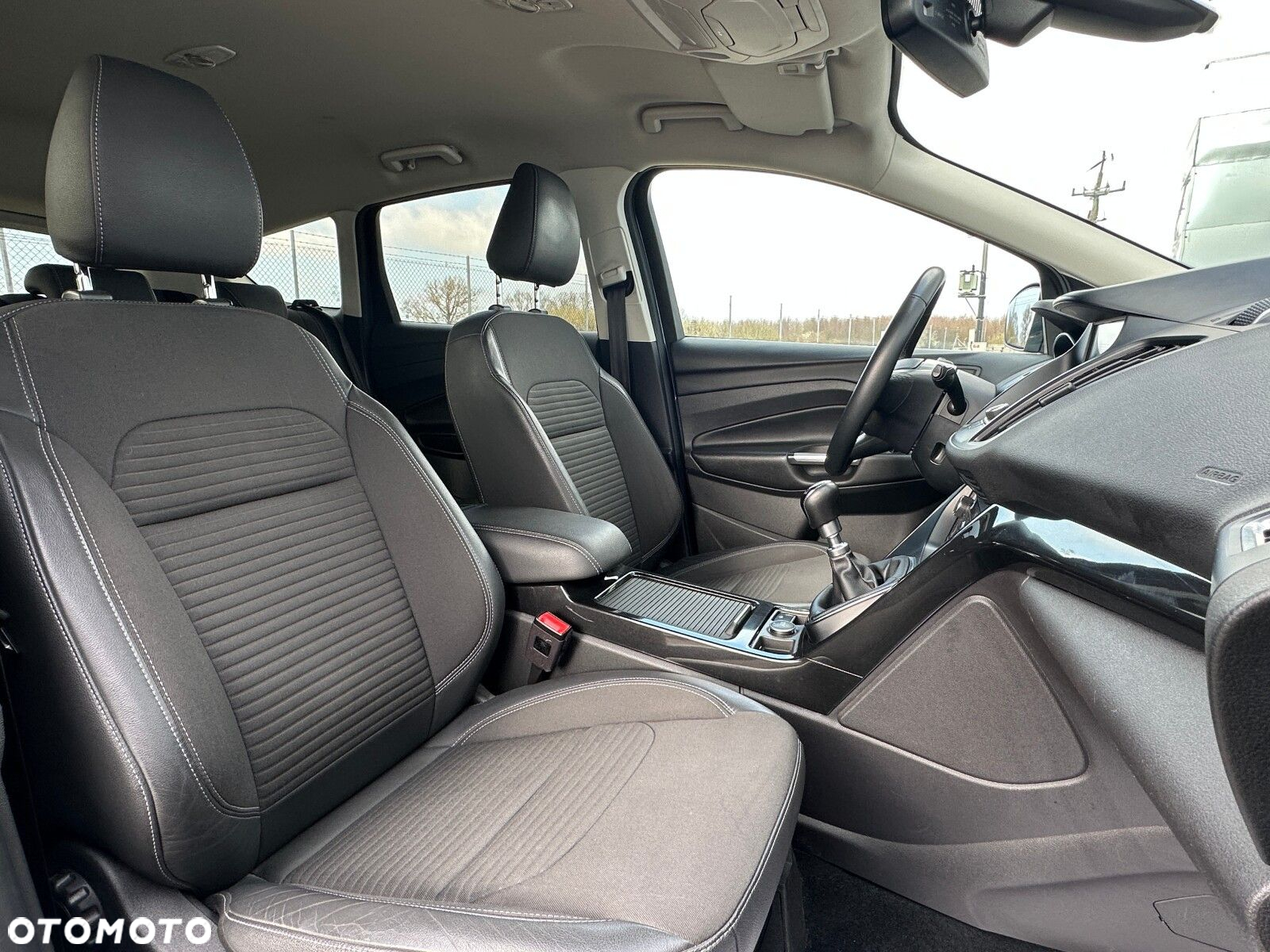 Ford Kuga 1.5 EcoBoost FWD Titanium ASS GPF - 16