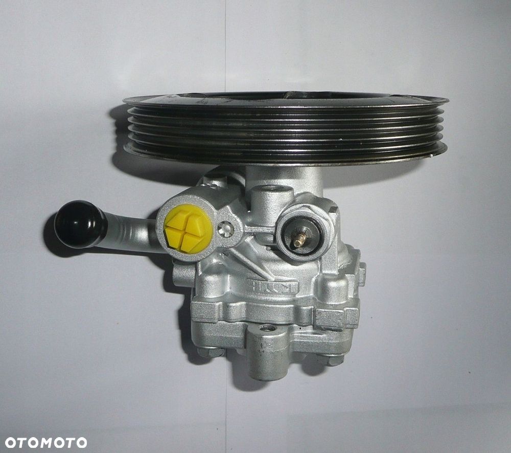 POMPA WSPOMAGANIA MITSUBISHI SPACE WAGON RUNNER 2.0 2.4 KYB 5pk - 2