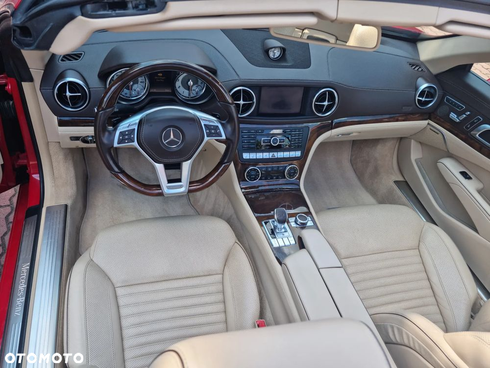 Mercedes-Benz SL 500 7G-TRONIC - 16