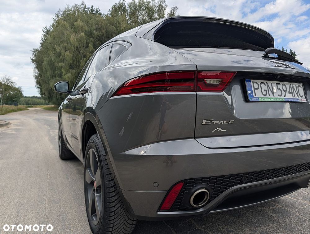 Jaguar E-Pace D150 R-Dynamic S - 17