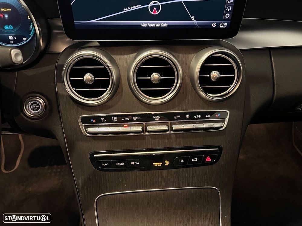 Mercedes-Benz C 300 de AMG Line - 16