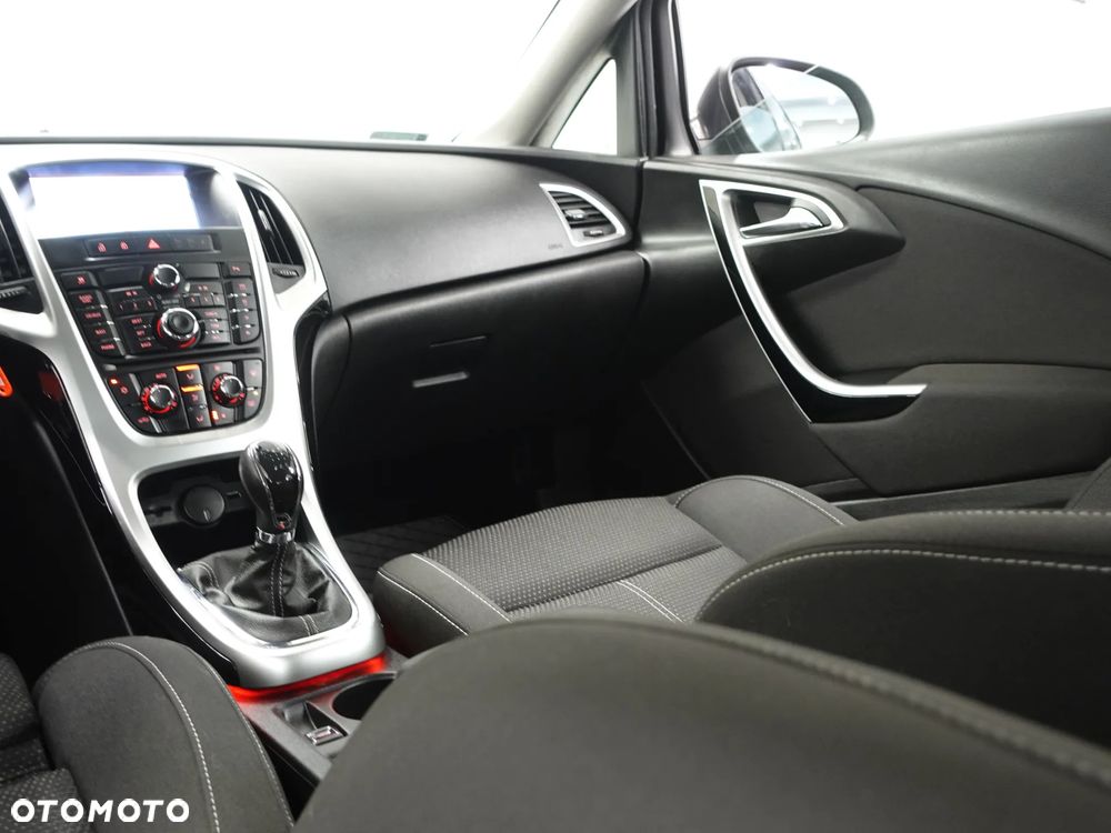 Opel Astra 2.0 CDTI Sport - 36