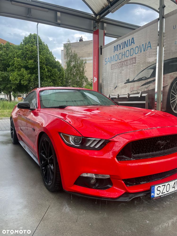Ford Mustang 5.0 V8 GT - 27