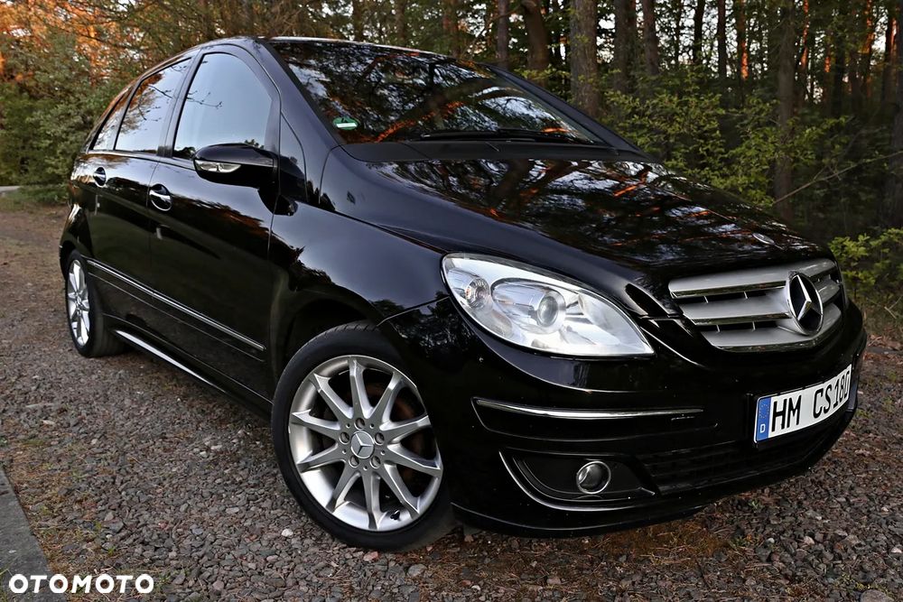 Mercedes-Benz Klasa B 200 Special Edition - 17