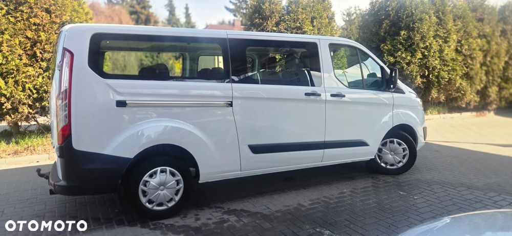 Ford Transit Custom - 11