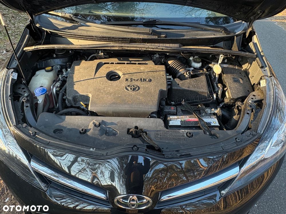 Toyota Verso 2.0 D-4D 5-Sitzer Executive - 23