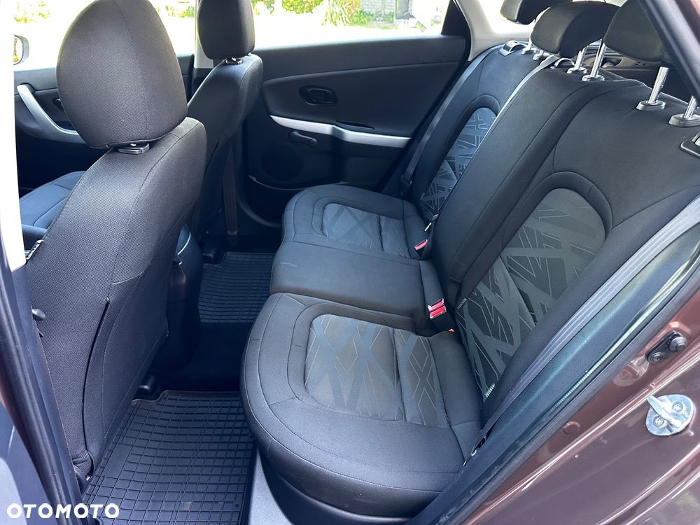 Kia Ceed 1.4 CVVT Fifa World Cup Edition - 21