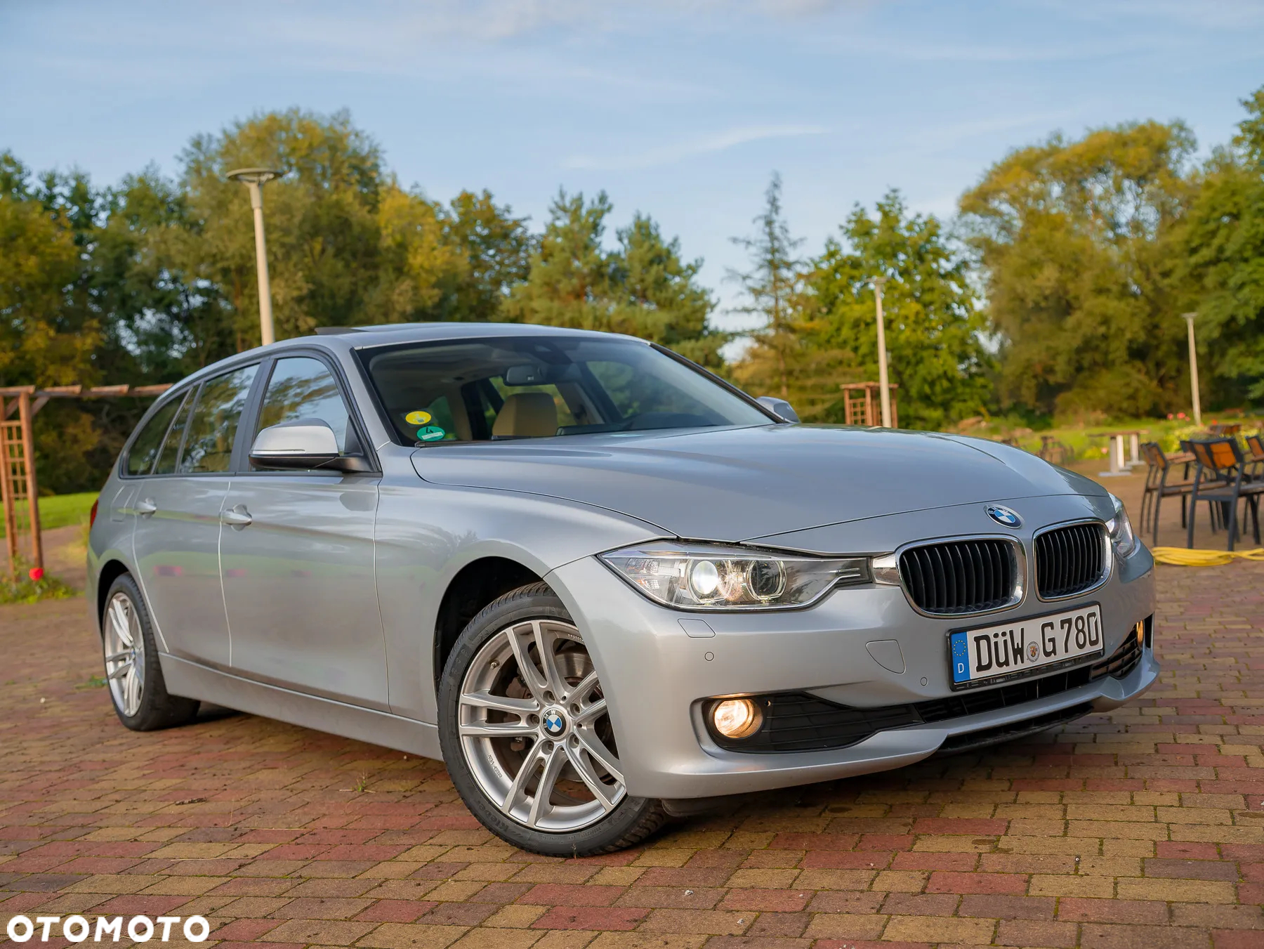 BMW Seria 3 318d xDrive Touring - 18