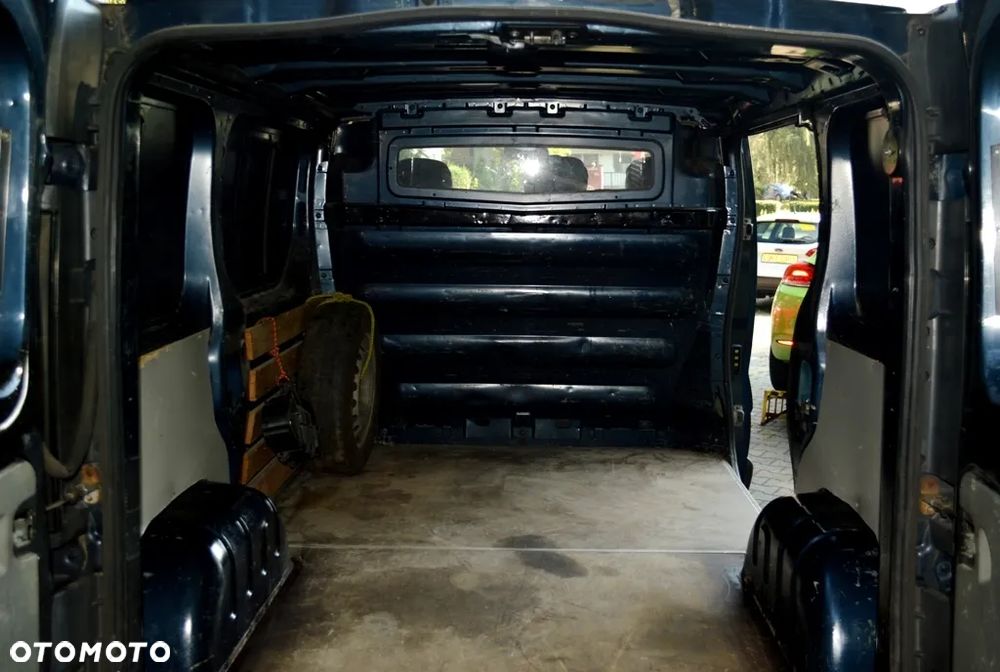 Opel VIVARO - 25