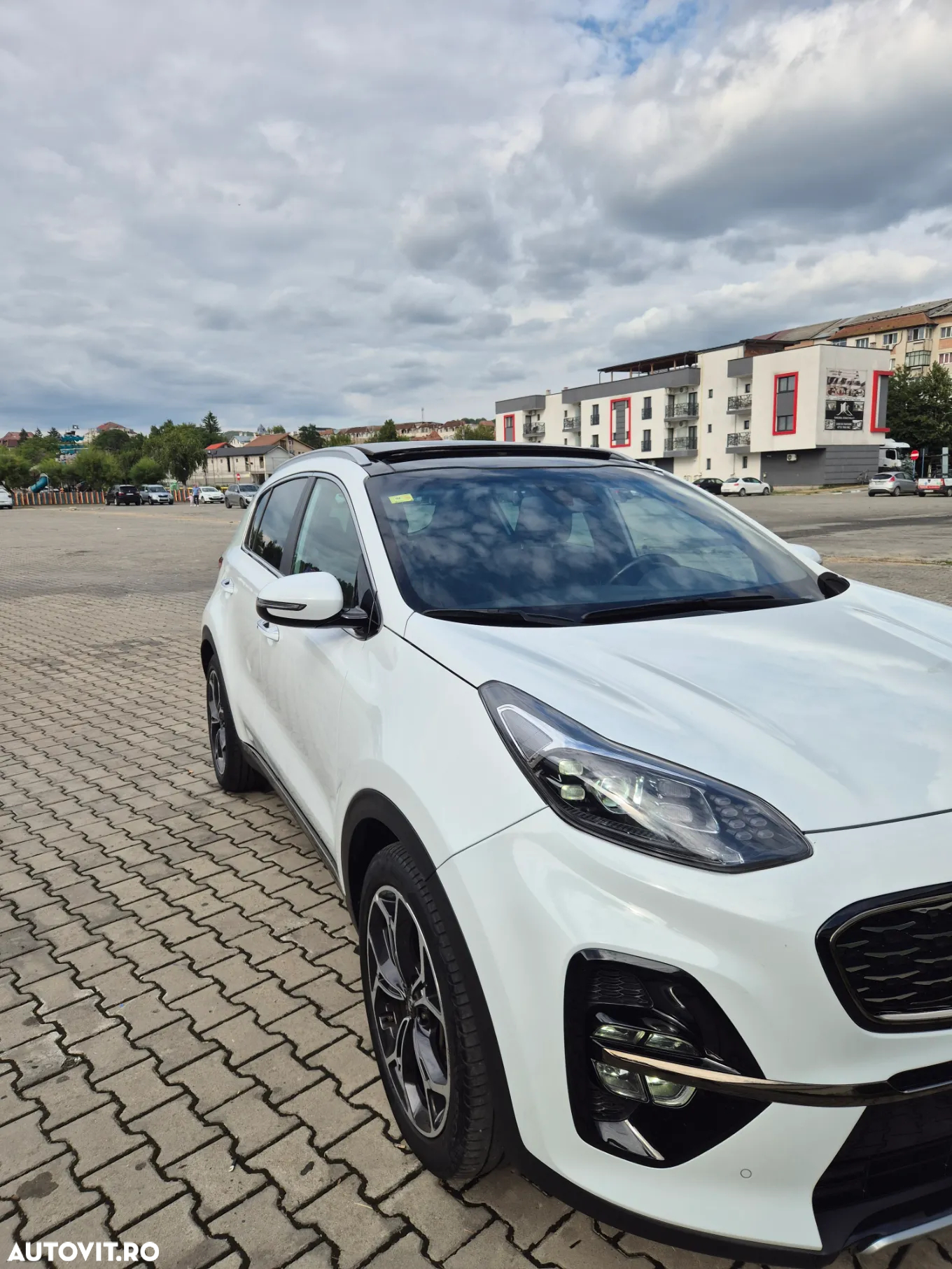Kia Sportage 1.6 DSL MHEV 7DCT HP 4x2 GT Line - 4