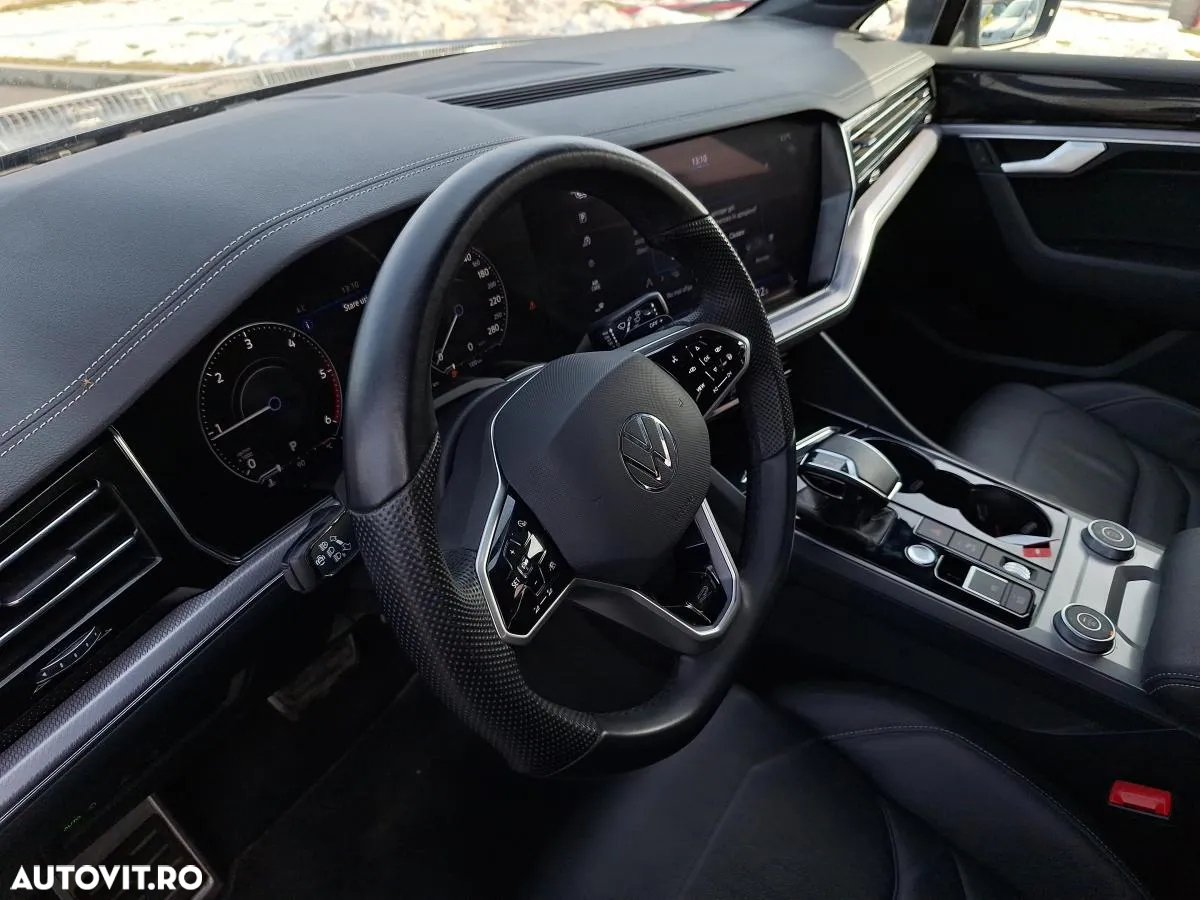 Volkswagen Touareg V6 TDI 4MOTION R-Line - 9