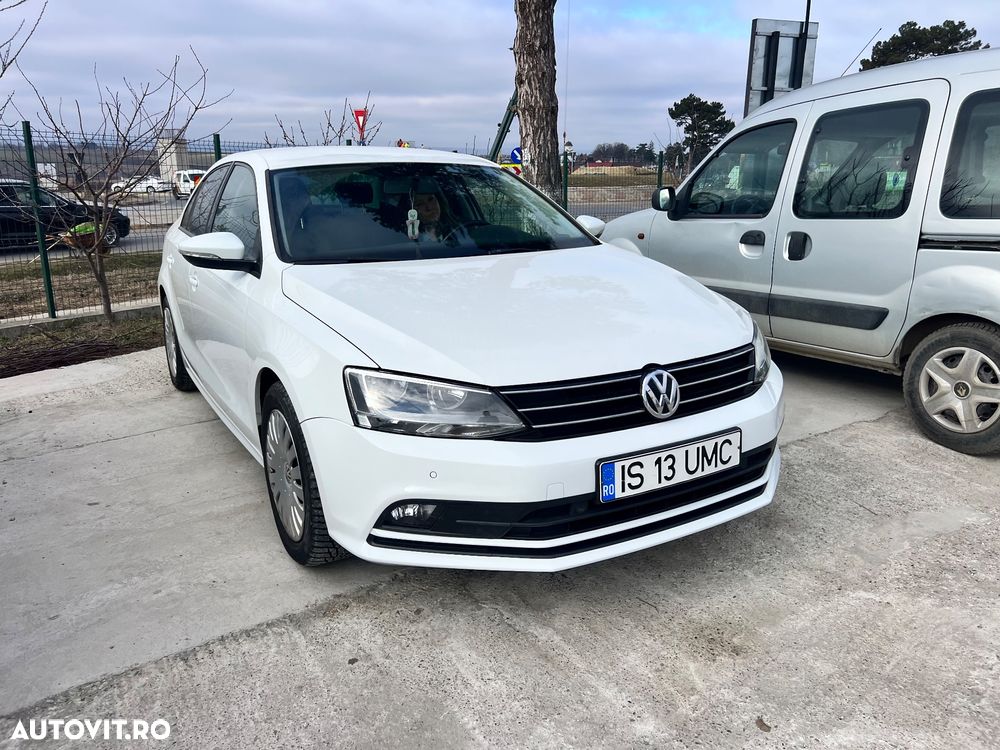 Volkswagen Jetta 2.0 TDI Trendline - 15