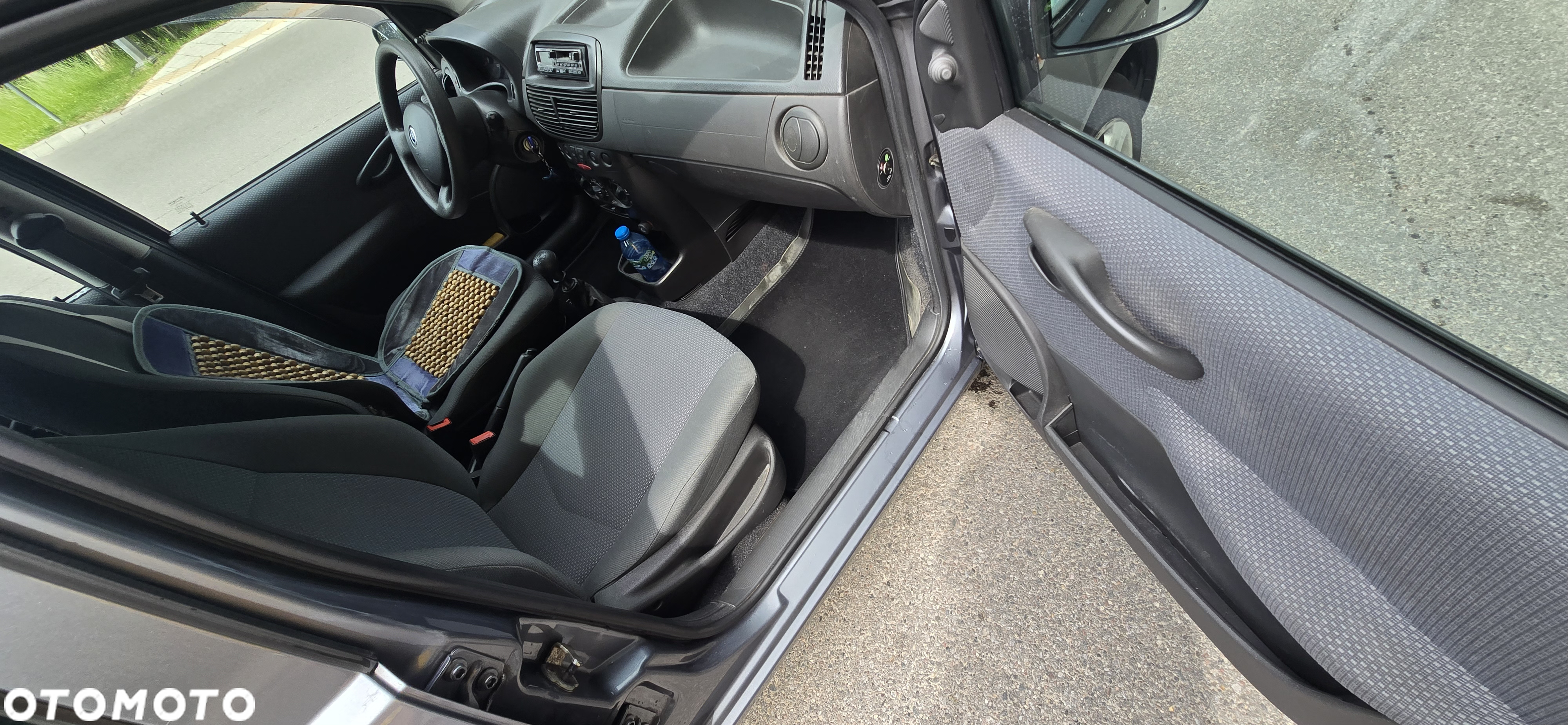 Fiat Punto 1.2 8V - 9