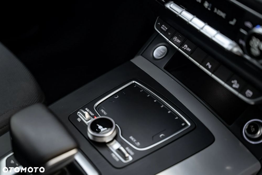 Audi Q5 2.0 TDI Quattro S tronic - 38