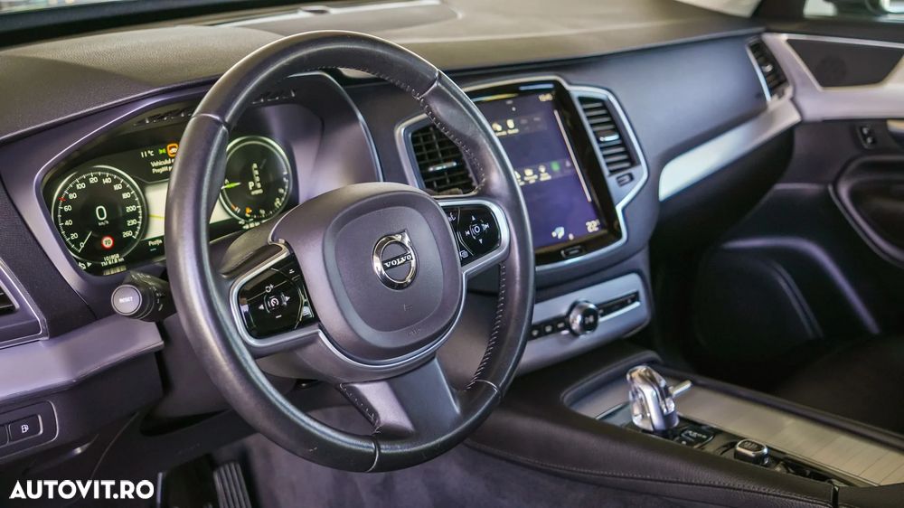 Volvo XC 90 - 24