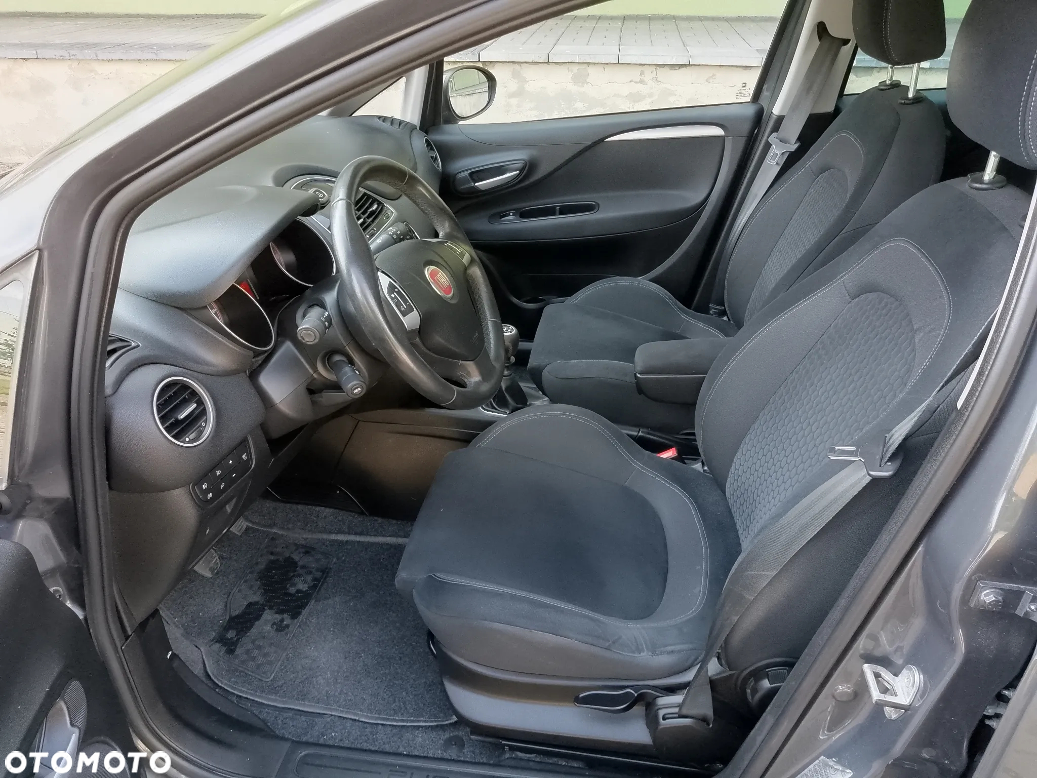 Fiat Punto 1.4 Easy Pakiet Easy Plus S&S - 10