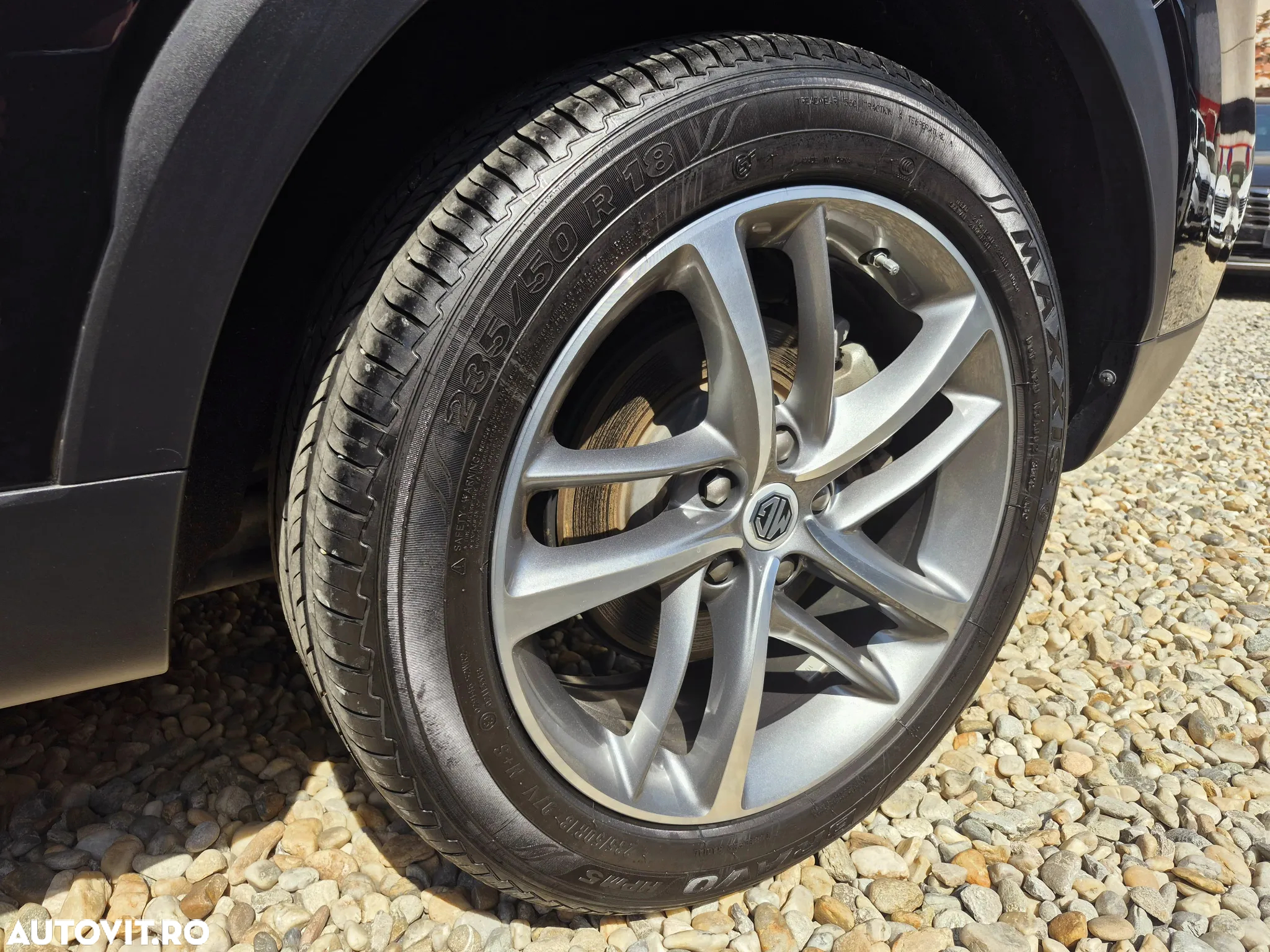 MG EHS 1.5T-GDI PHEV Luxury - 9