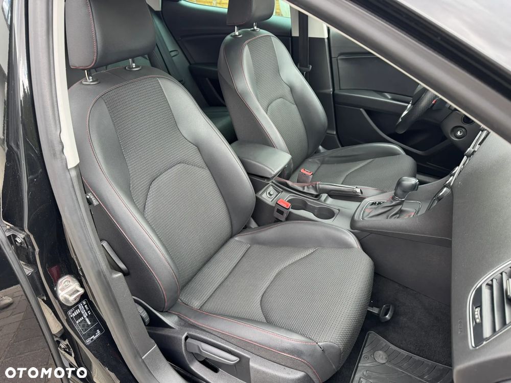 Seat Leon 2.0 TDI FR Black S&S DSG - 24