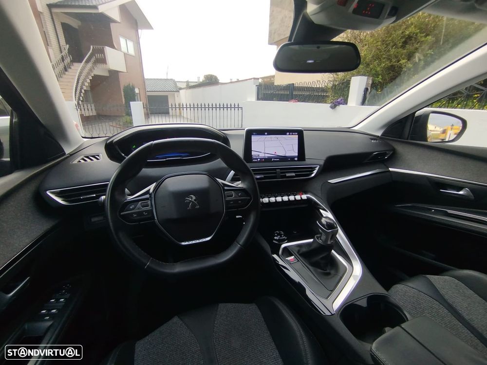 Peugeot 5008 1.2 PureTech Allure Grip Control - 7