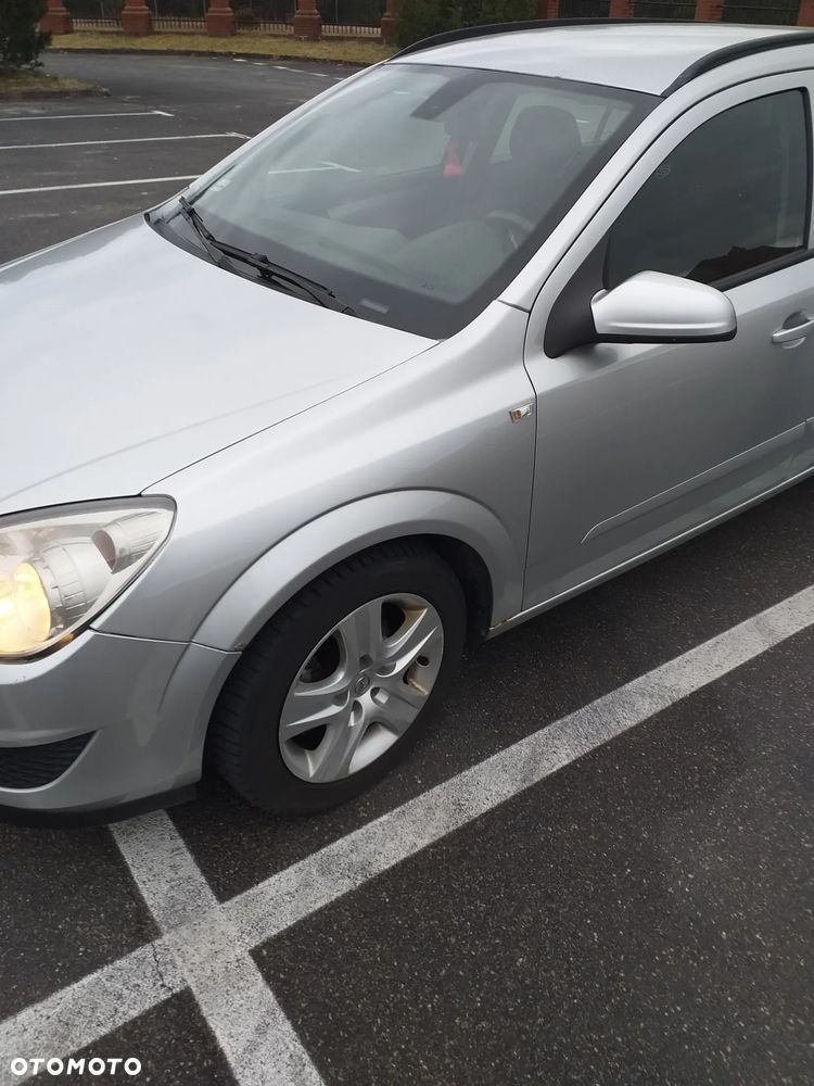 Opel Astra 1.7 CDTI - 4