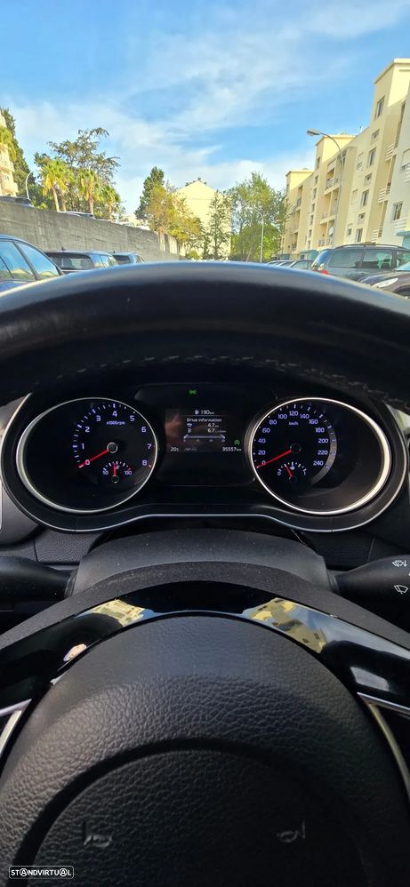 Kia XCeed 1.0 T-GDi Dynamic - 10
