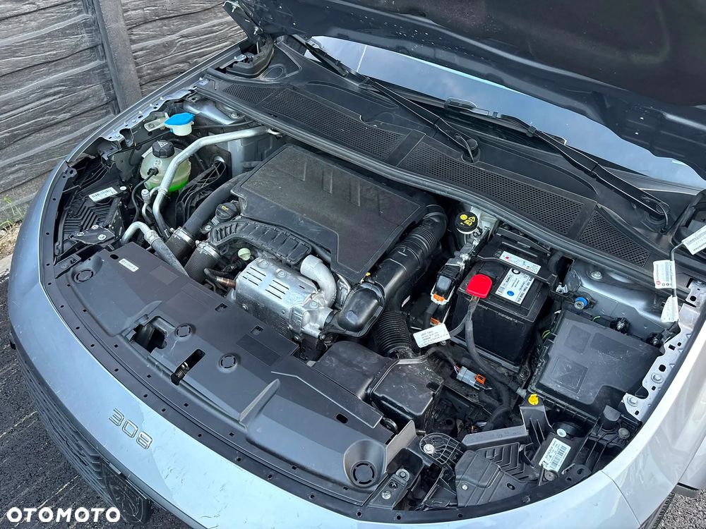 Peugeot 308 PureTech 130 EAT8 Allure Pack - 24