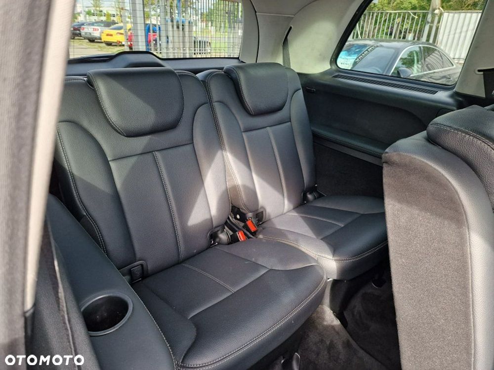 Mercedes-Benz GL - 33