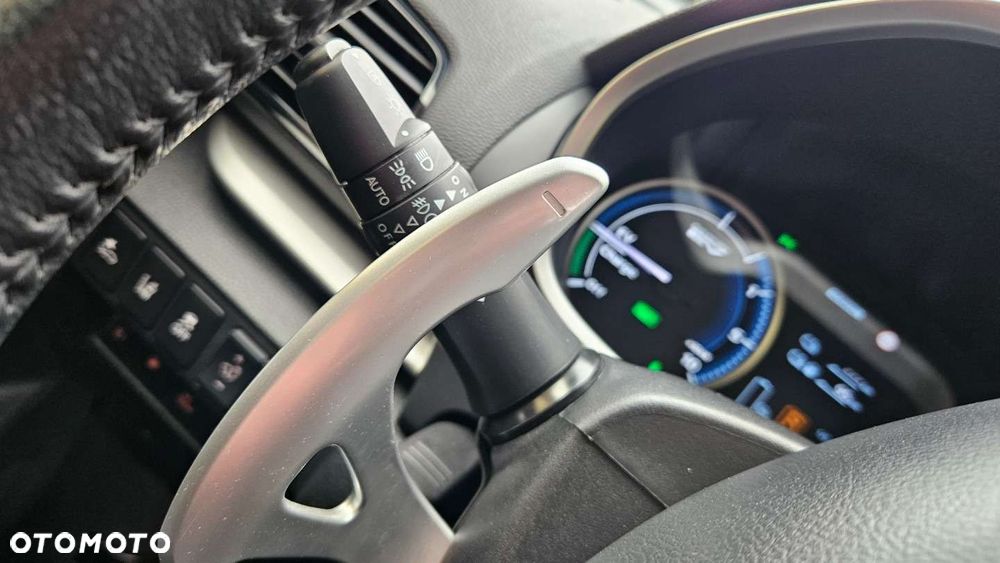 Mitsubishi Eclipse Cross - 38