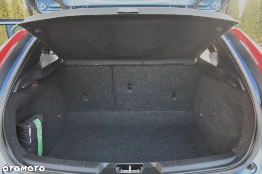 Volvo V40 D2 RDesign - 23