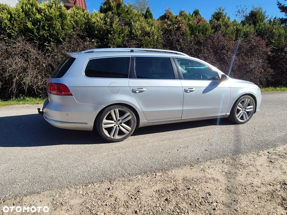 Volkswagen Passat - 33