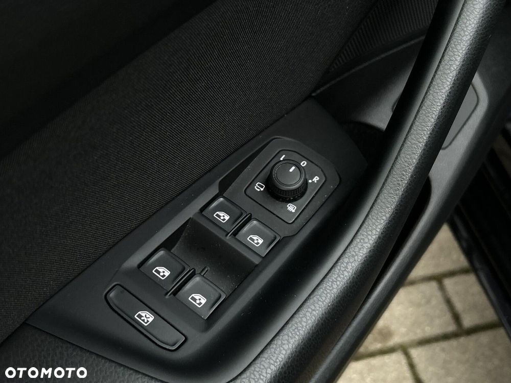 Volkswagen Passat Variant - 11